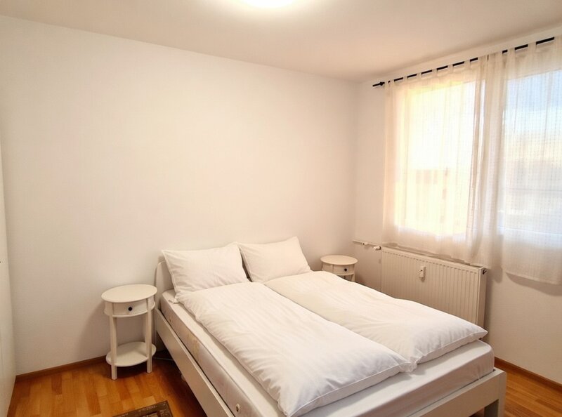 Lujerului, Militari, Uverturii