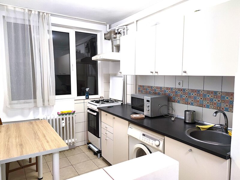 Lujerului, Militari, Uverturii