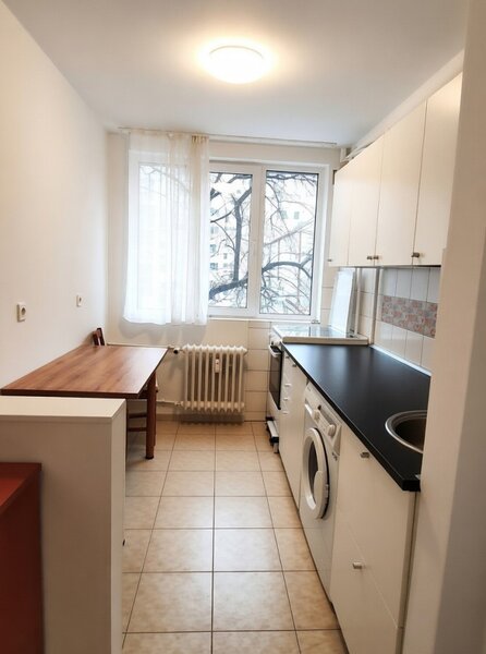 Lujerului, Militari, Uverturii